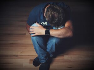 借金を家族に知られずに返す方法は？